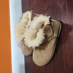 Girl's Winter Boots Size 3